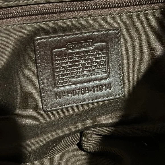 Coach purse - Picture 3 of 6